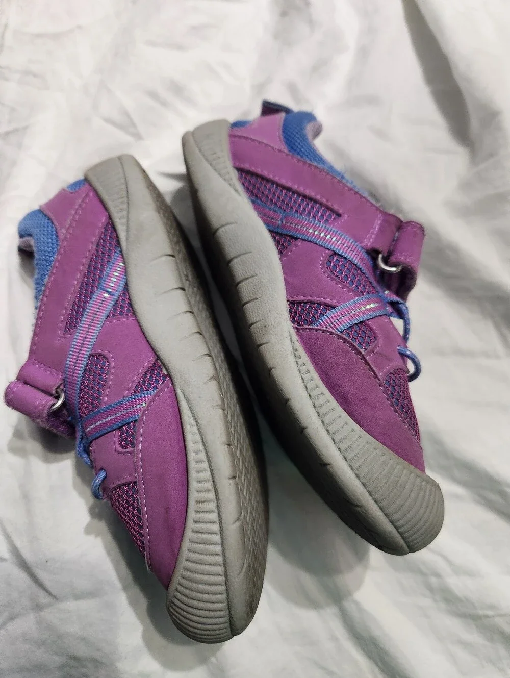 OshKosh Size 11 Athletic Sneakers